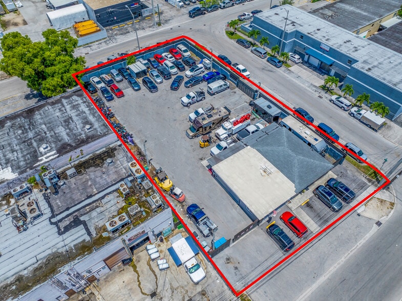 2696 W 3rd Ave, Hialeah, FL for sale - Building Photo - Image 3 of 10