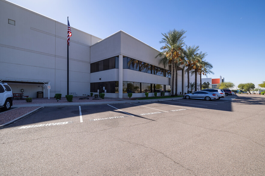 10401 W Van Buren St, Tolleson, AZ for lease - Building Photo - Image 2 of 9