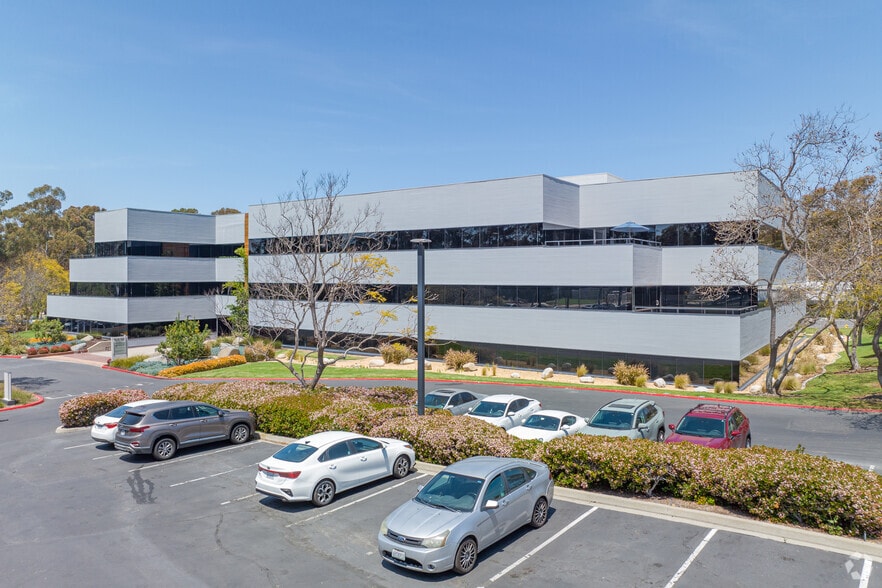 10089 Willow Creek Rd, San Diego, CA for lease - Building Photo - Image 2 of 17