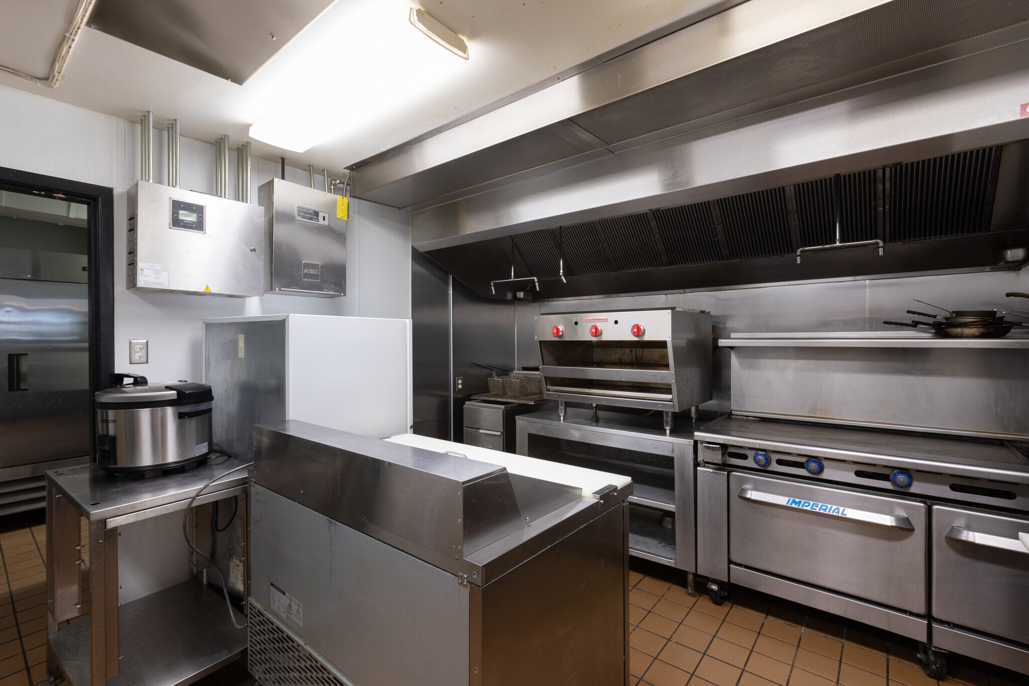 63 E Main St, Bicknell, UT 84715 Sun Glow Motel