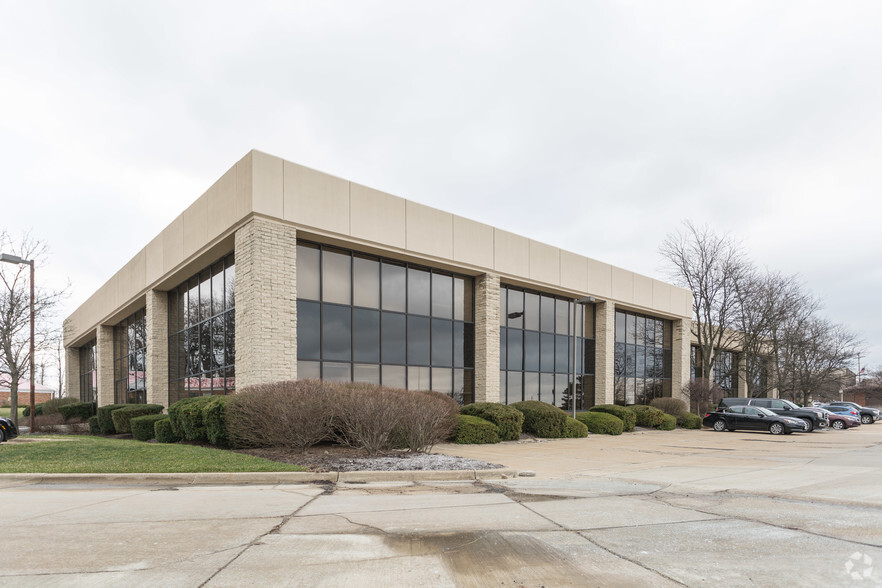 3500 Massillon Rd, Uniontown, OH for lease - Building Photo - Image 3 of 3