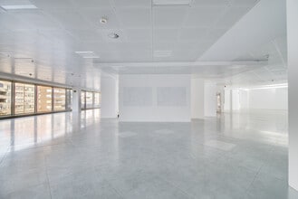 Calle del Príncipe de Vergara, 110, Madrid, Madrid for lease Interior Photo- Image 2 of 5