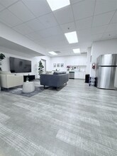 4406 W Linebaugh Ave, Tampa, FL for lease Interior Photo- Image 1 of 10