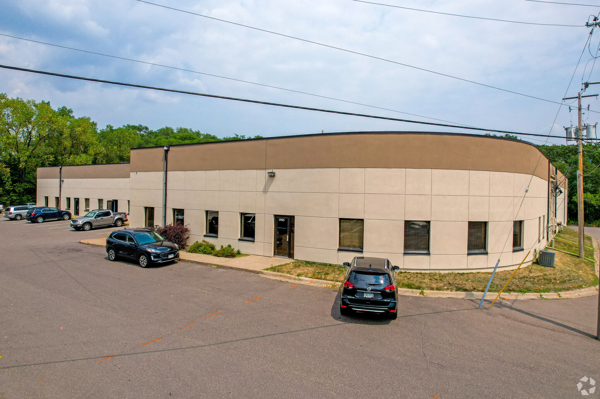 1965-1981 W County Road C2, Roseville, MN for lease Primary Photo- Image 1 of 6