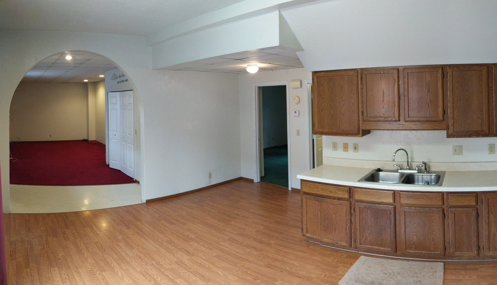 101 N Lincoln St, Lake Crystal, MN for sale Primary Photo- Image 1 of 1