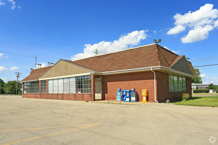 7317 Warren Sharon Rd, Brookfield, OH 44403