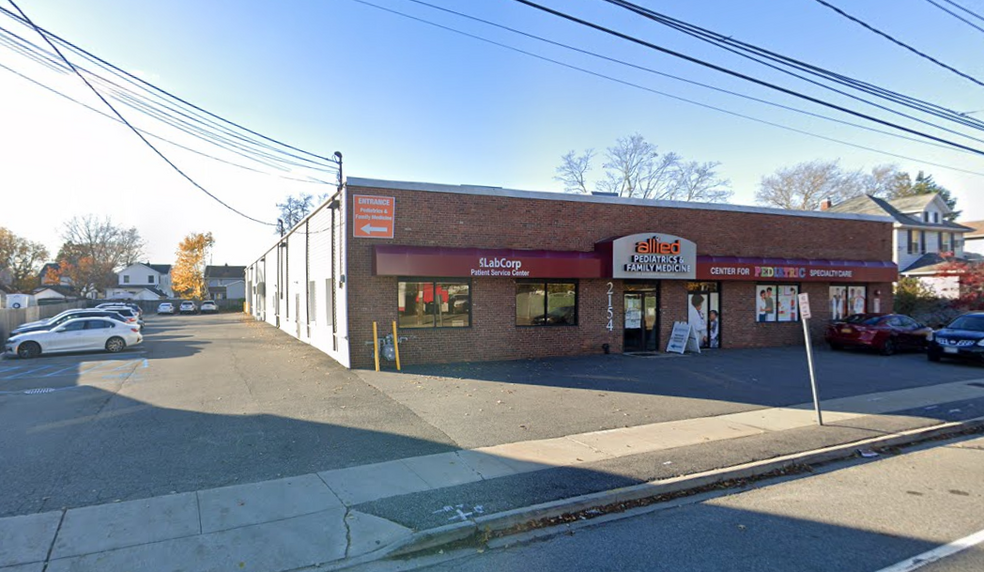 2154 Newbridge Rd, Bellmore, NY for lease - Building Photo - Image 2 of 4