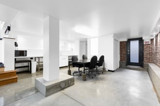 6039 Boul LaSalle, Montréal, QC for lease Interior Photo- Image 2 of 9