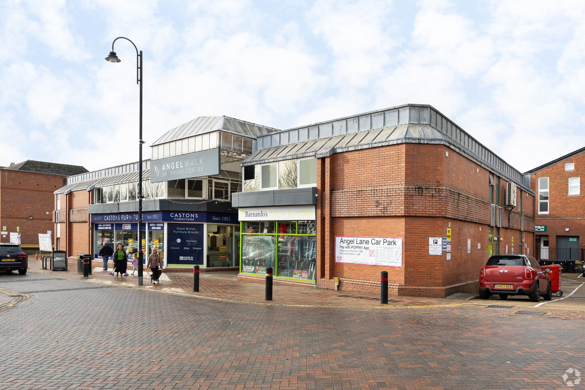 Angel Walk, Tonbridge for sale Primary Photo- Image 1 of 1