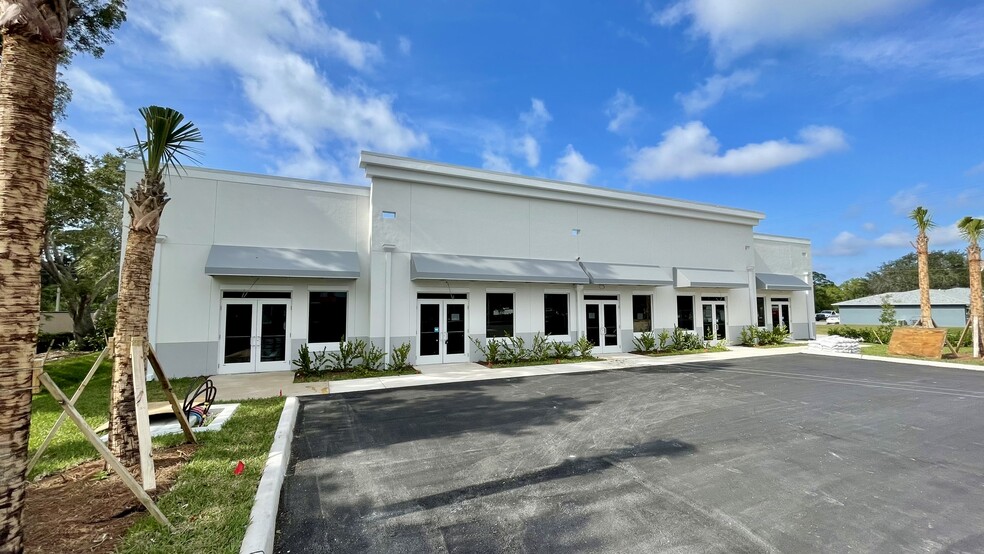 2772 Santa Barbara Blvd, Naples, FL for lease - Building Photo - Image 2 of 5