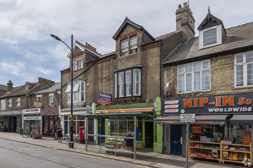 32 Mill Rd, Cambridge for sale - Building Photo - Image 2 of 2