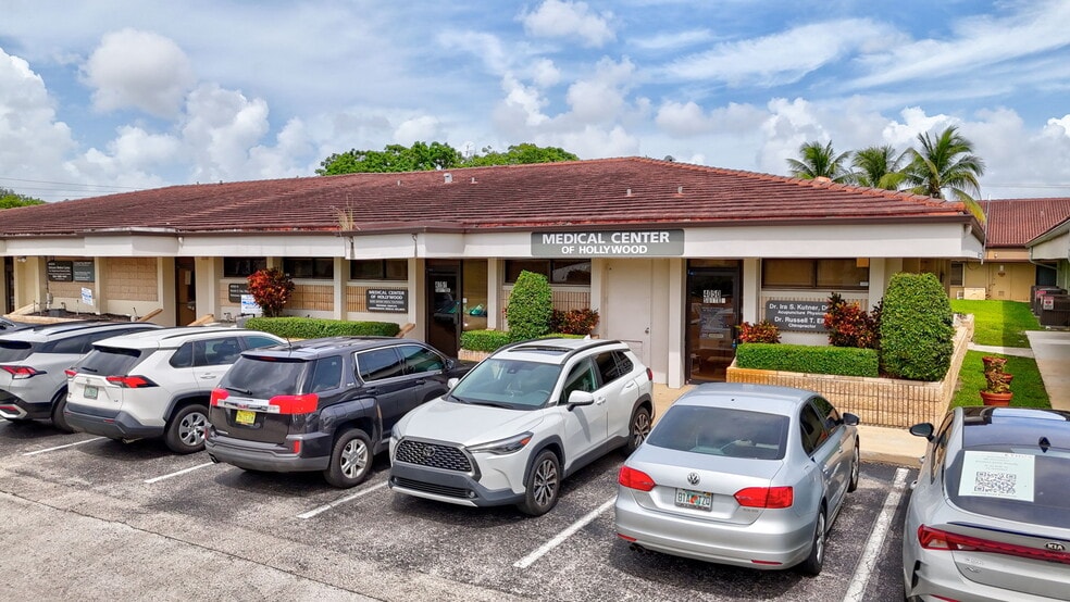 4050 Sheridan St, Hollywood, FL for lease - Building Photo - Image 2 of 15
