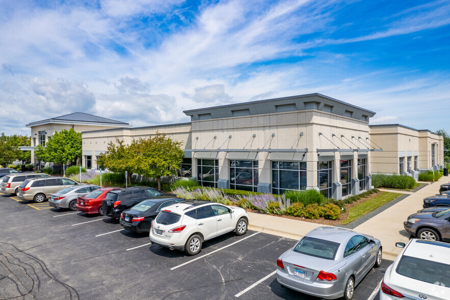 1450 Busch Pky, Buffalo Grove, IL for lease - Building Photo - Image 1 of 11