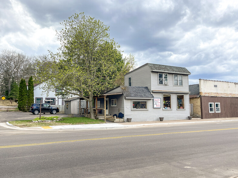 7223 Bradley st, Lake Tomahawk, WI for sale - Primary Photo - Image 1 of 1