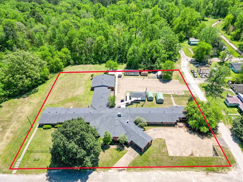 510 E Bonham St, Jefferson, TX for sale - Building Photo - Image 1 of 31