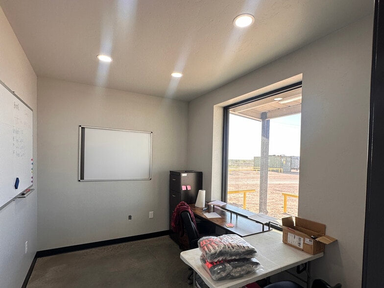 482 County Road 132, Pecos, TX for lease - Building Photo - Image 2 of 12