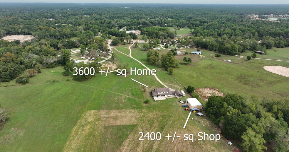15586 Highway 105 E, Conroe, TX for sale - Building Photo - Image 1 of 1