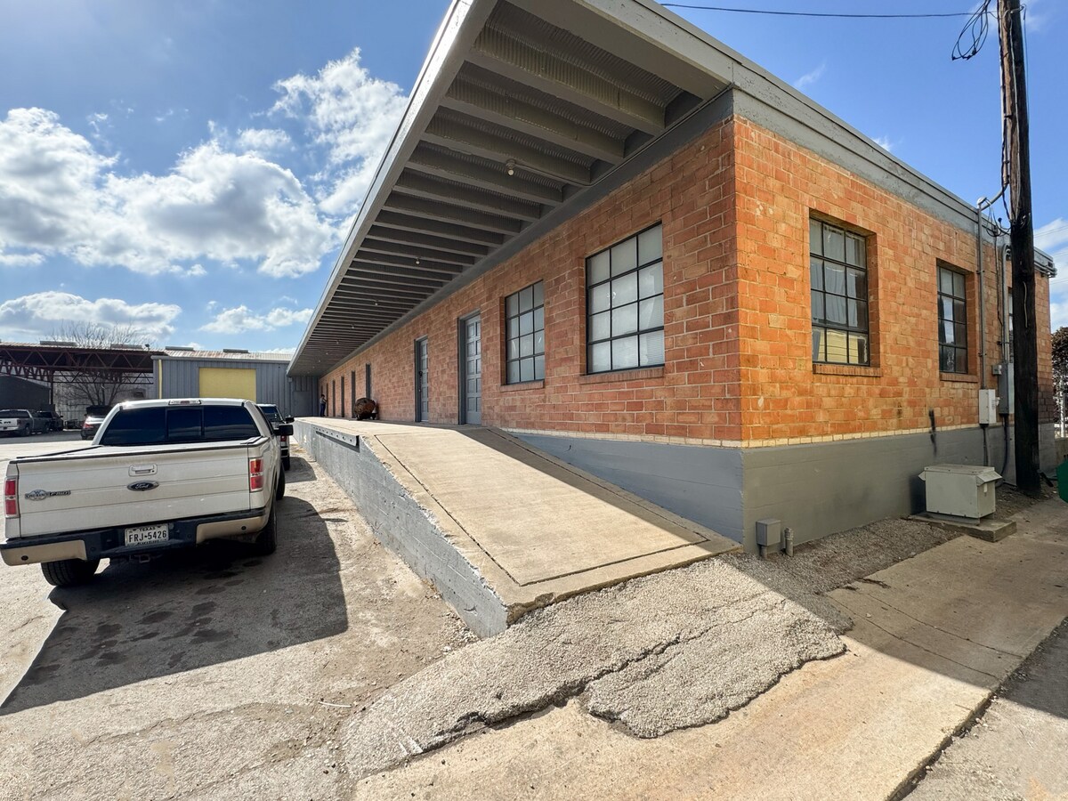 View Photo