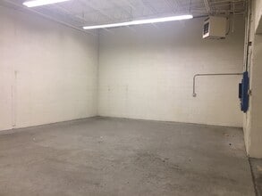 110 Union St, Hackensack, NJ for lease Interior Photo- Image 2 of 4