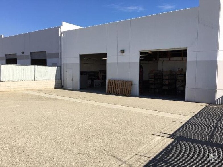 855 N Todd Ave, Azusa, CA for lease - Building Photo - Image 2 of 5