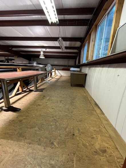 109 John G Groppo Dr, Winsted, CT for sale - Interior Photo - Image 1 of 1