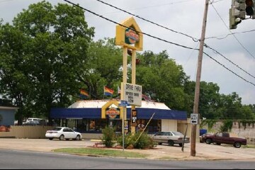 204 W Madison Ave, Bastrop, LA for sale - Primary Photo - Image 1 of 1