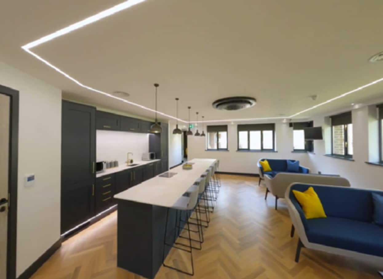 Birch House Forest Rd, Denmead for lease Interior Photo- Image 1 of 9