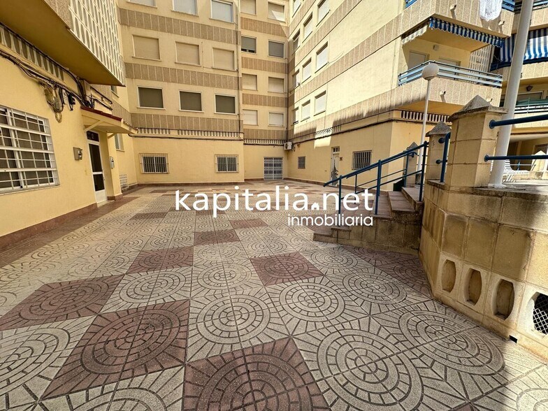 Retail in Ontinyent, Valencia for sale - Building Photo - Image 3 of 15