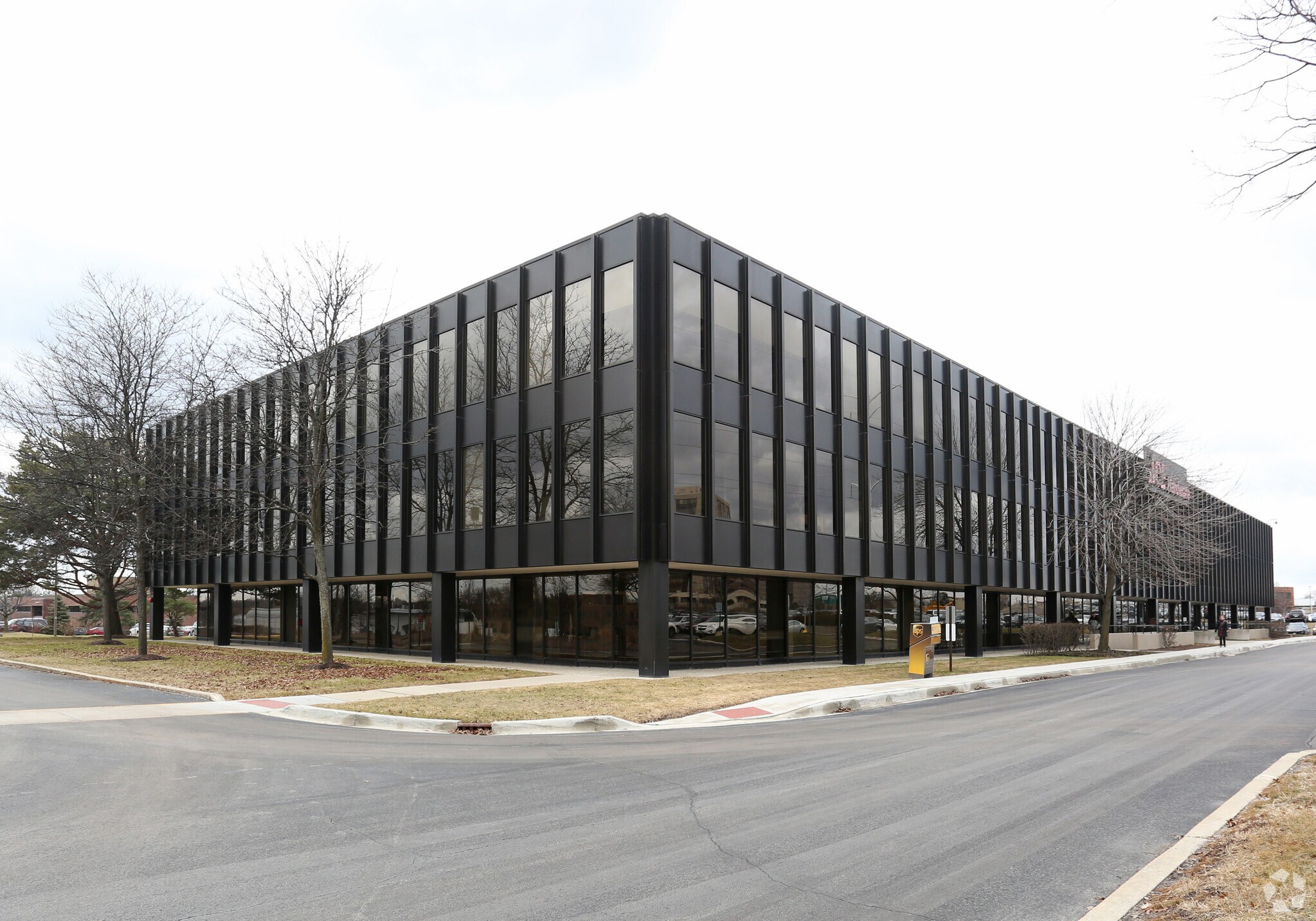 2222 Kensington Ct, Oak Brook, IL for lease Building Photo- Image 1 of 4