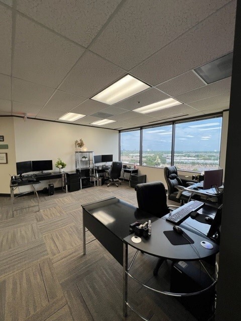 13105 Northwest Fwy, Houston, TX for lease Interior Photo- Image 1 of 4