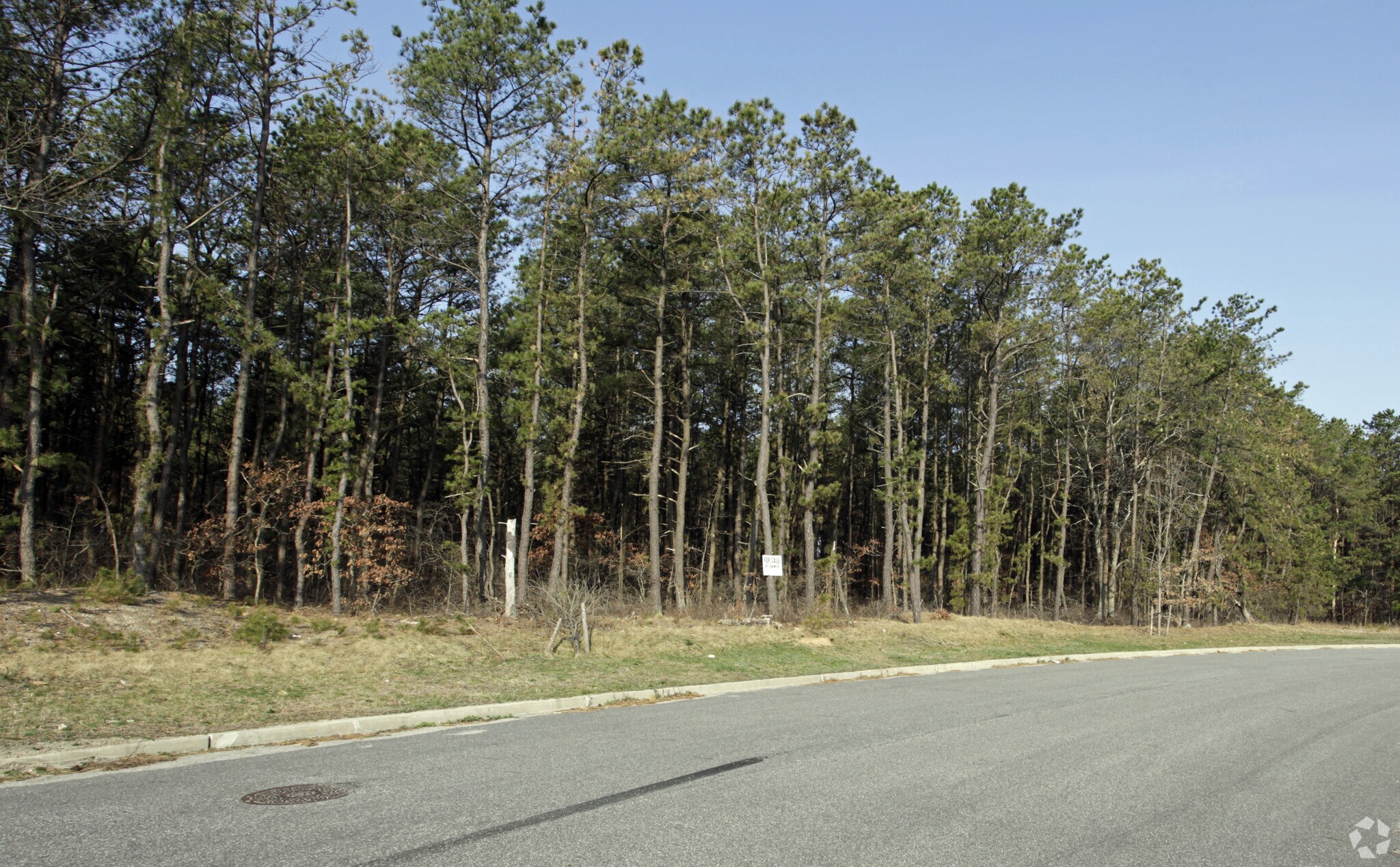 12 Enterprise Zone Dr, Riverhead, NY for sale Primary Photo- Image 1 of 1