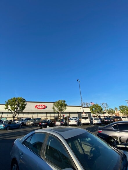 21405-21525 Devonshire St, Chatsworth, CA for lease - Building Photo - Image 1 of 9