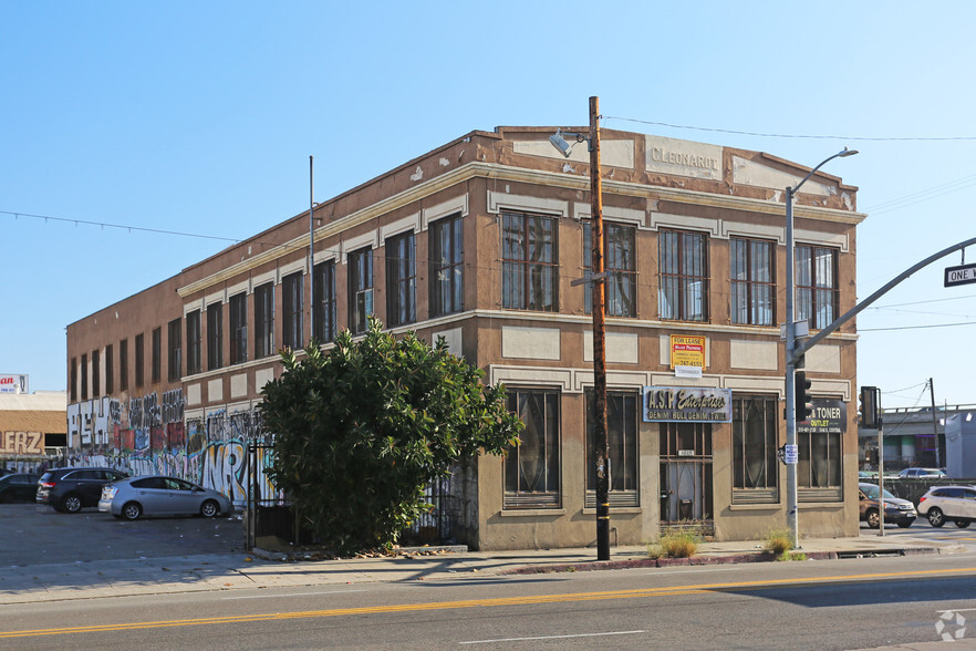 1548 S Central Ave, Los Angeles, CA for sale - Primary Photo - Image 1 of 1