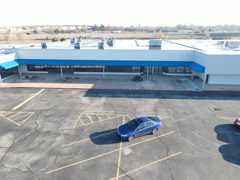 9797-10161 E Admiral Pl, Tulsa, OK for lease - Building Photo - Image 3 of 21