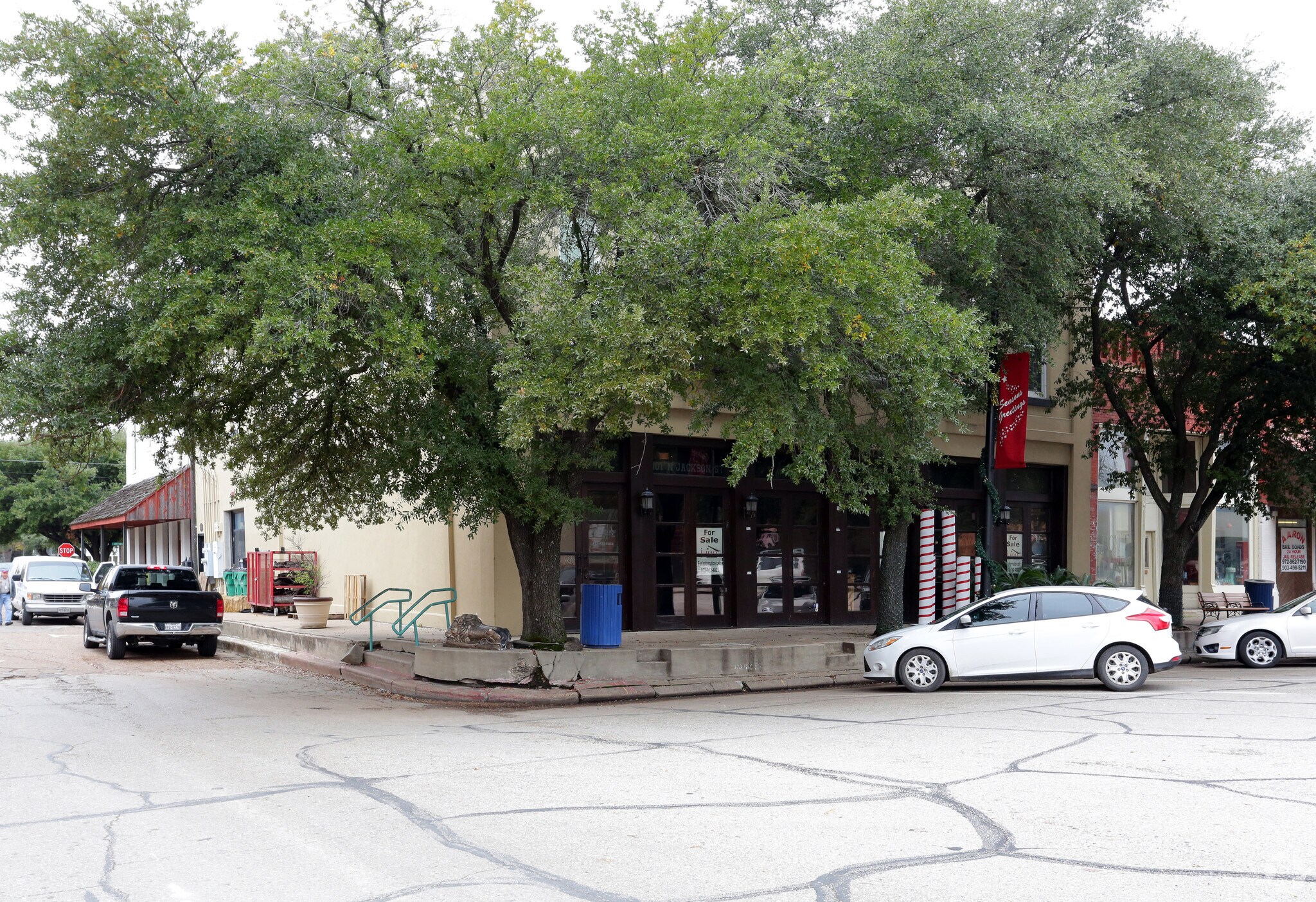 101 N Jackson St, Kaufman, TX for sale Primary Photo- Image 1 of 1