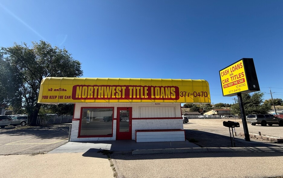 4295 W Chinden Blvd, Garden City, ID for lease - Building Photo - Image 1 of 5