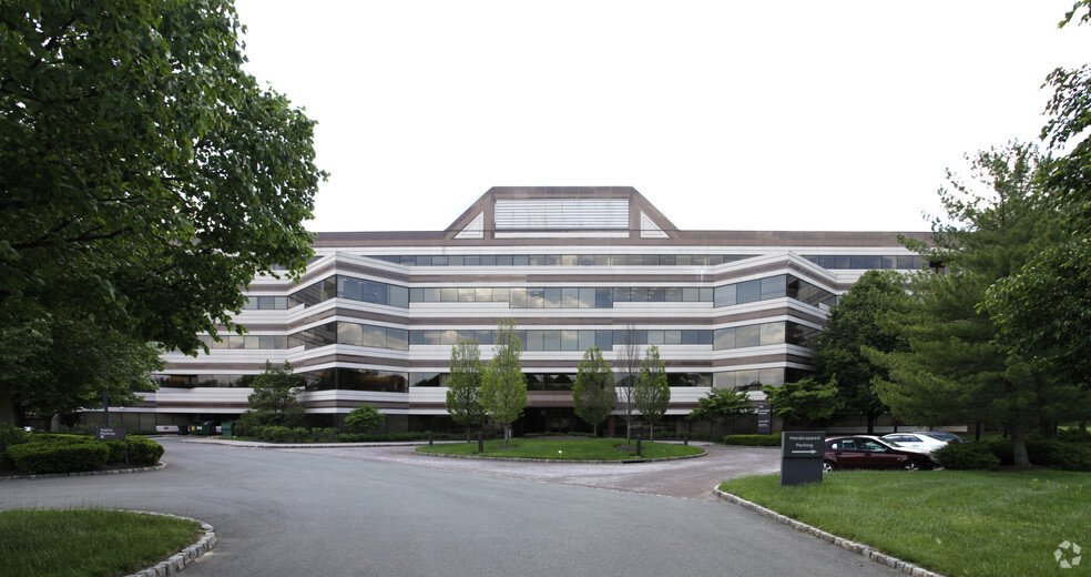 210 Carnegie Ctr, Princeton, NJ for sale - Building Photo - Image 1 of 1