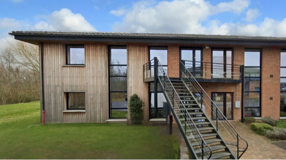 Office in VILLENEUVE-D'ASCQ for lease - Building Photo - Image 1 of 12