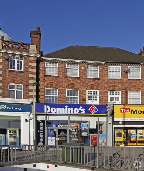 7-8 Central Circ, London for sale - Primary Photo - Image 1 of 1