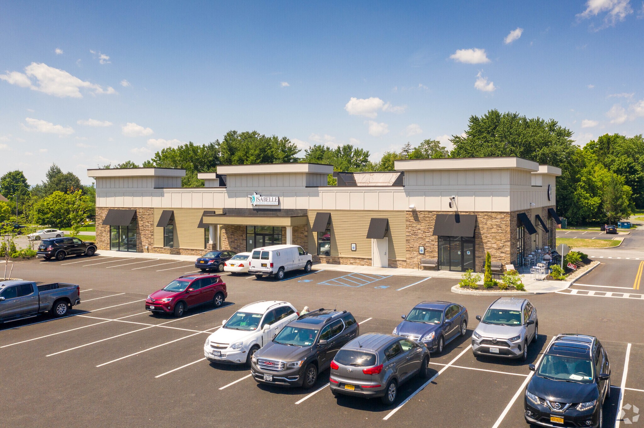 1 Springhurst Dr, East Greenbush, NY for sale Primary Photo- Image 1 of 1