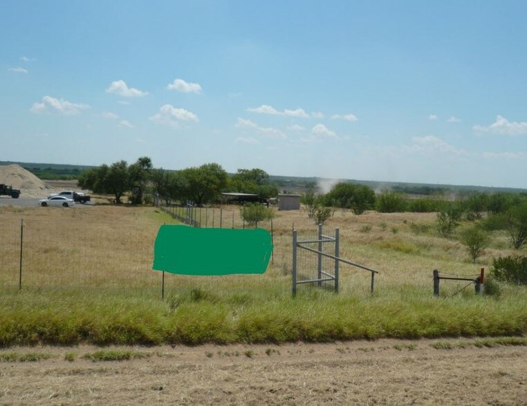 US Hwy 83, Laredo, TX for sale - Building Photo - Image 1 of 1