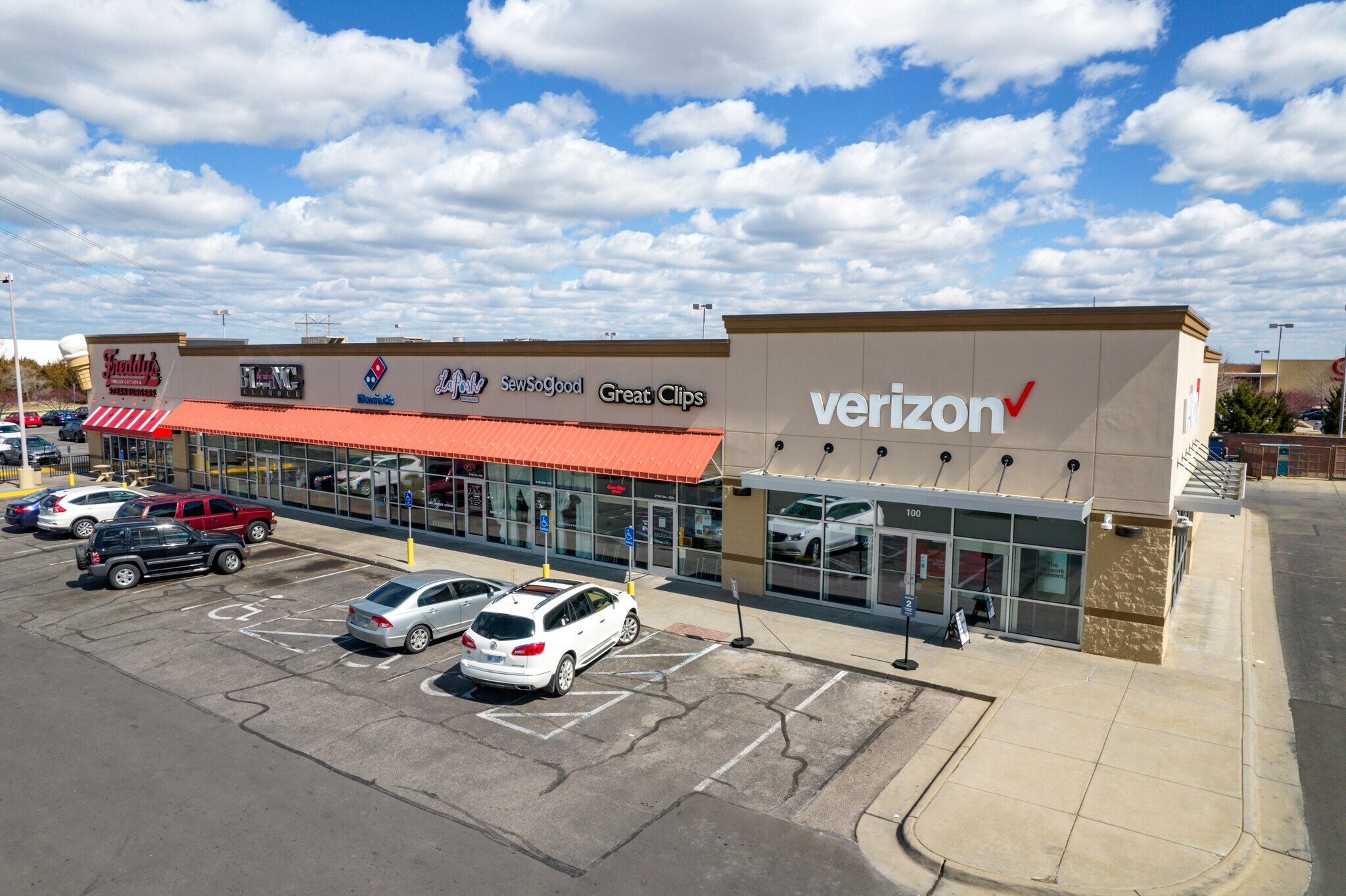 2006-2100 N Rock Rd, Derby, KS for sale Primary Photo- Image 1 of 1