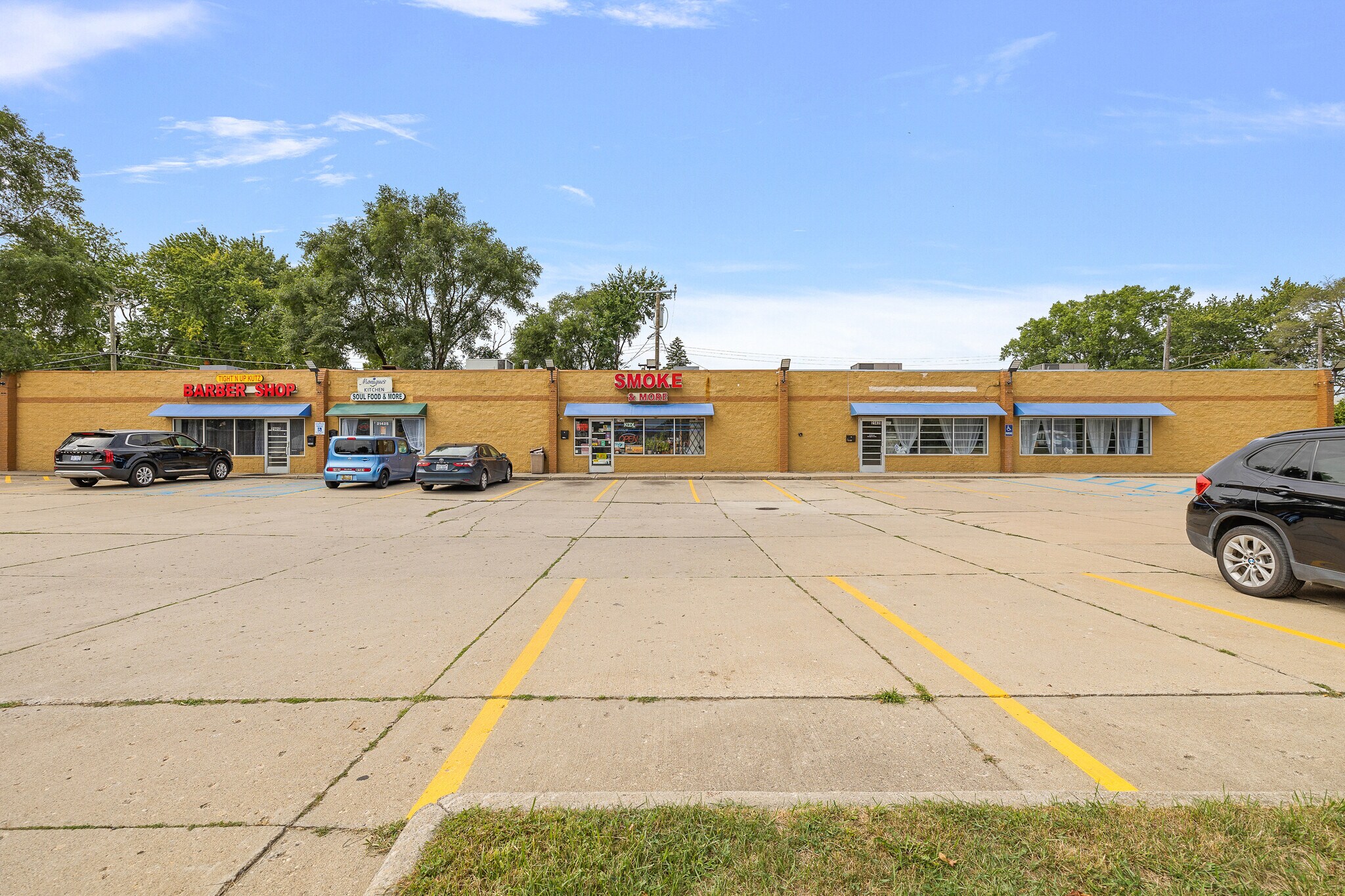 21413-21439 Schoenherr Rd, Warren, MI for sale Building Photo- Image 1 of 1