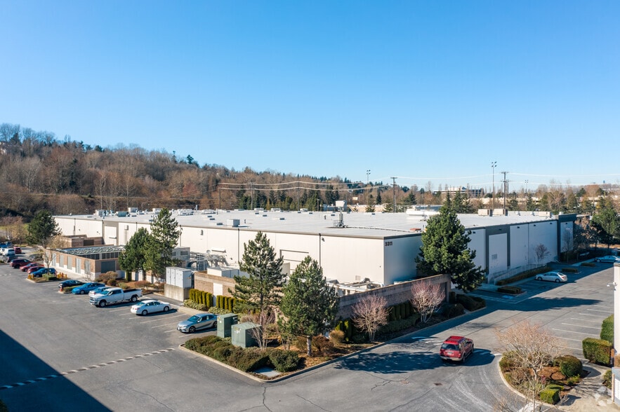 3333 S 120th Pl, Tukwila, WA for lease - Building Photo - Image 2 of 9