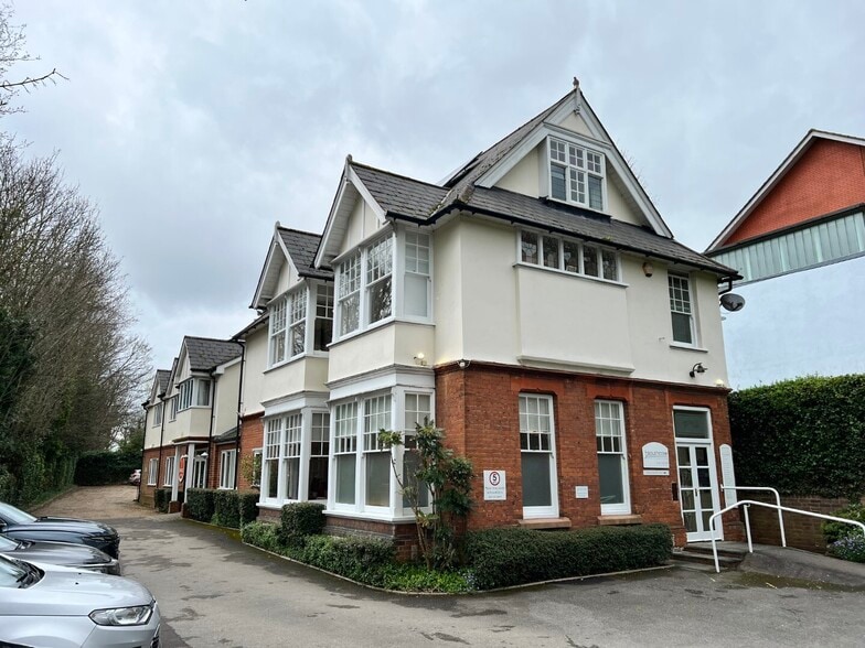 3 Sittingbourne Rd, Maidstone for sale - Building Photo - Image 1 of 1