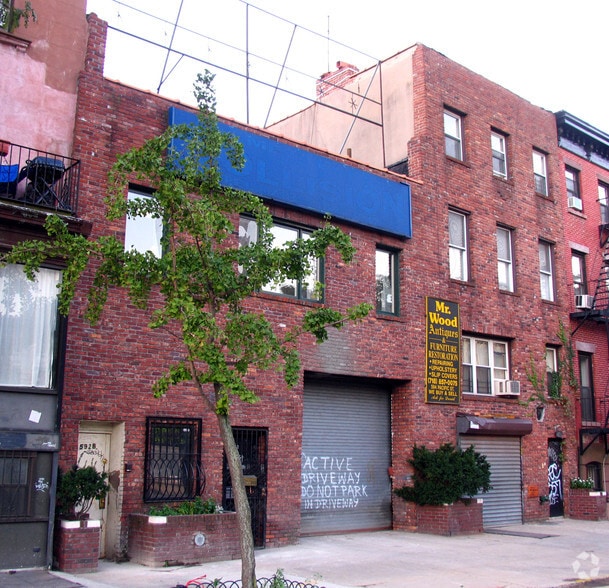 594 Pacific St, Brooklyn, NY for lease - Building Photo - Image 2 of 7