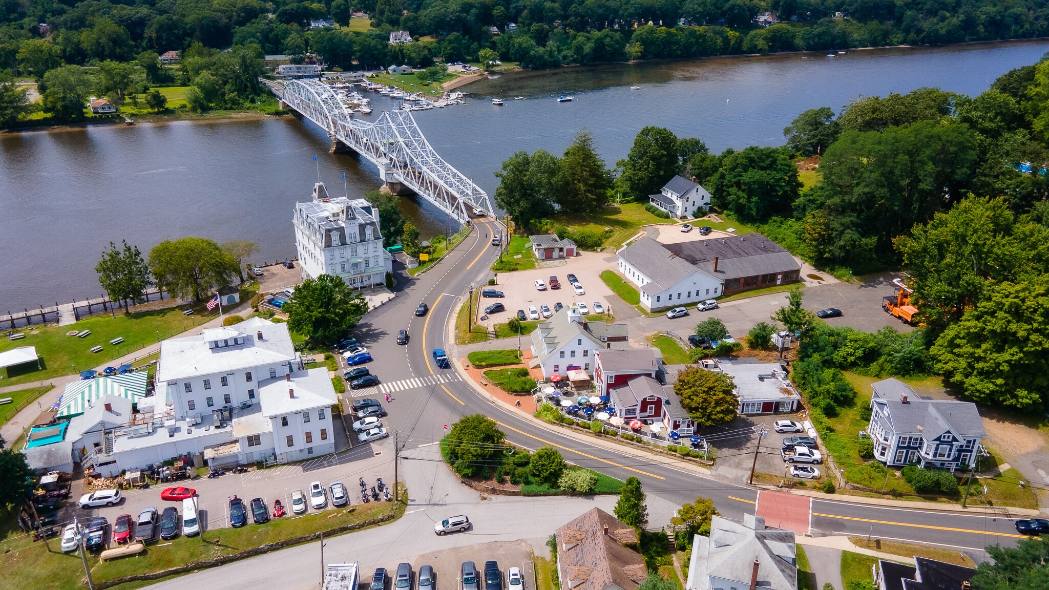 11 Main St, East Haddam, CT 06423 La Vita Restaurant