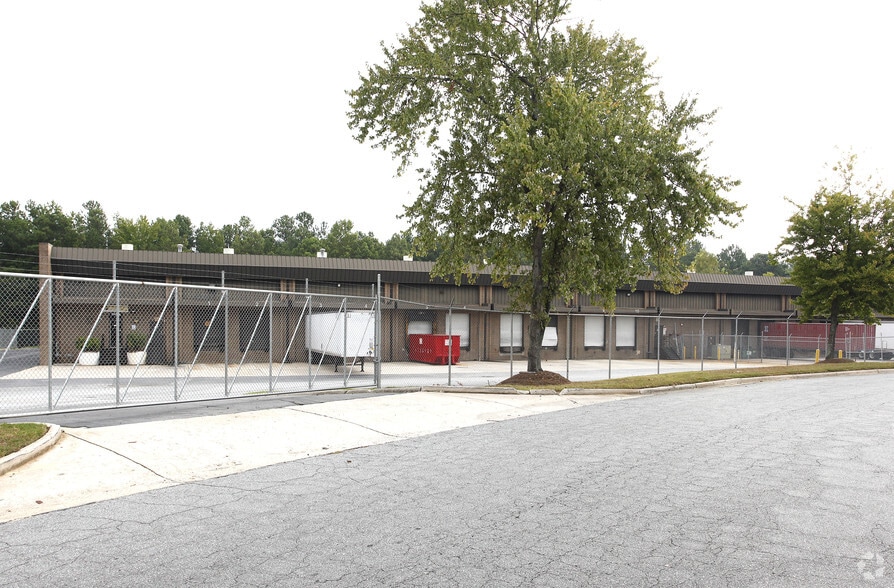 580 Wharton Cir SW, Atlanta, GA for lease - Building Photo - Image 3 of 3