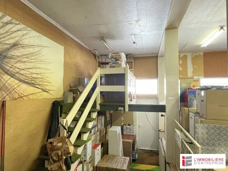 Retail in Lorient for sale - Interior Photo - Image 3 of 4