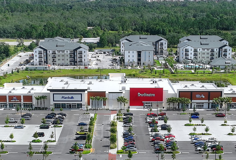 8035 W Irlo Bronson Memorial Hwy, Kissimmee, FL for lease - Building Photo - Image 1 of 12